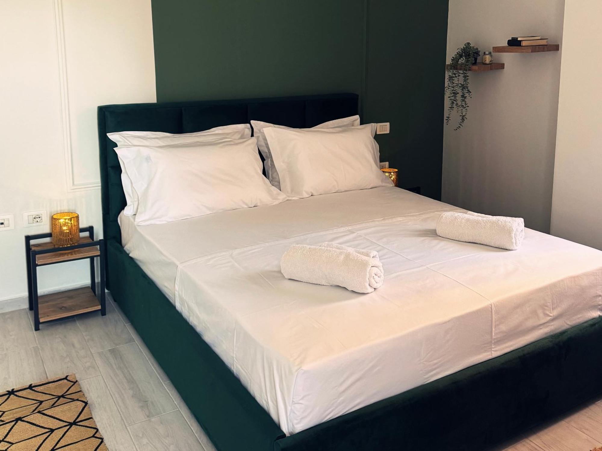 Enol Plazza Apartment Тирана Екстериор снимка